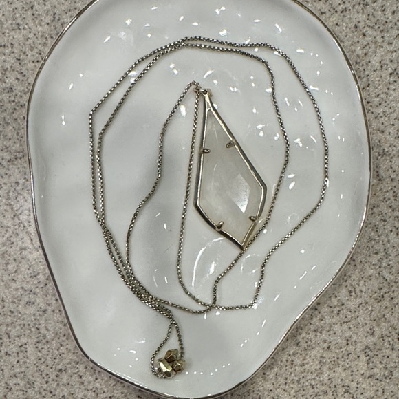 Kendra Scott Silver Necklace with White Geometric Pendant - Picture 1 of 5